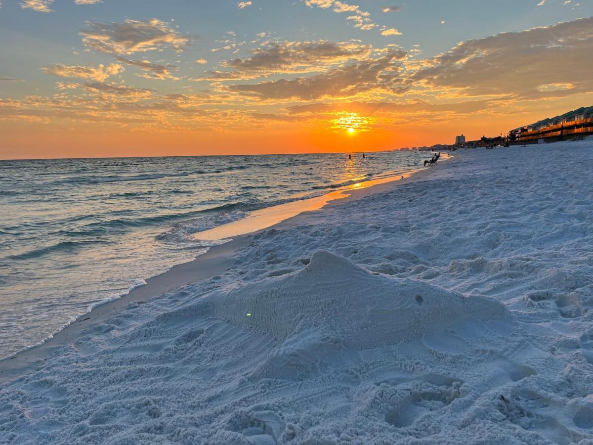 Private Beach Access, Fenced Yard & Pet Friendly, Pool, Cabana Life Beach House Destin Exterior photo